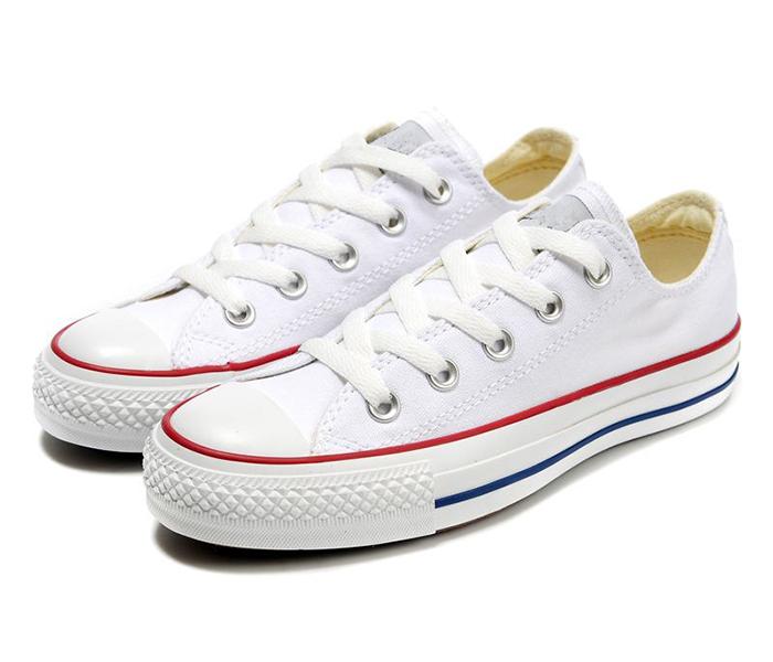 Canvas shoes